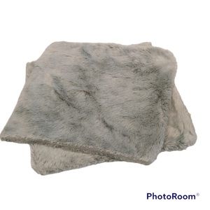 🍄 Indigo Furry Pillow Cases